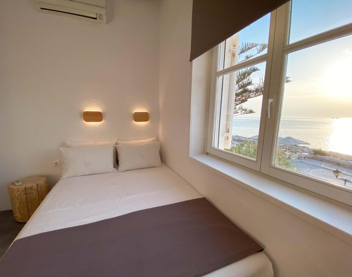 Lyra Seafront Apartment , Paroikia Town Center Exterior foto