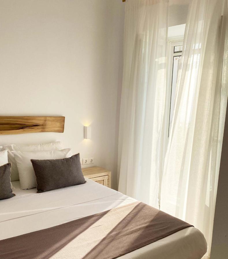 Lyra Seafront Apartment , Paroikia Town Center Exterior foto
