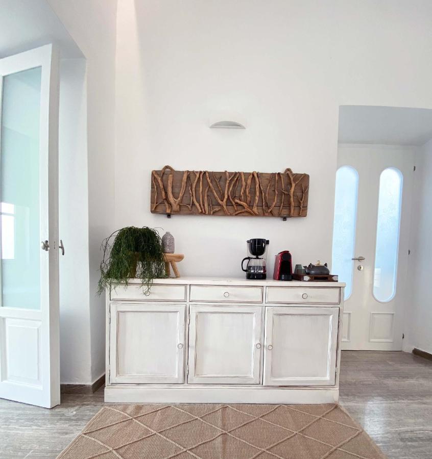 Lyra Seafront Apartment , Paroikia Town Center Exterior foto